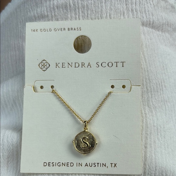 Kendra Scott Accessories - Kendra Scott Gold 'S' Pendant Necklace